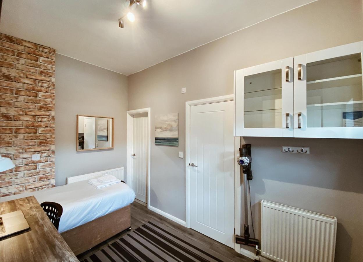 Limpenny Studio Apartment - Work Friendly And Outstanding Garden Studio Close To City Centre Nottingham Exterior foto